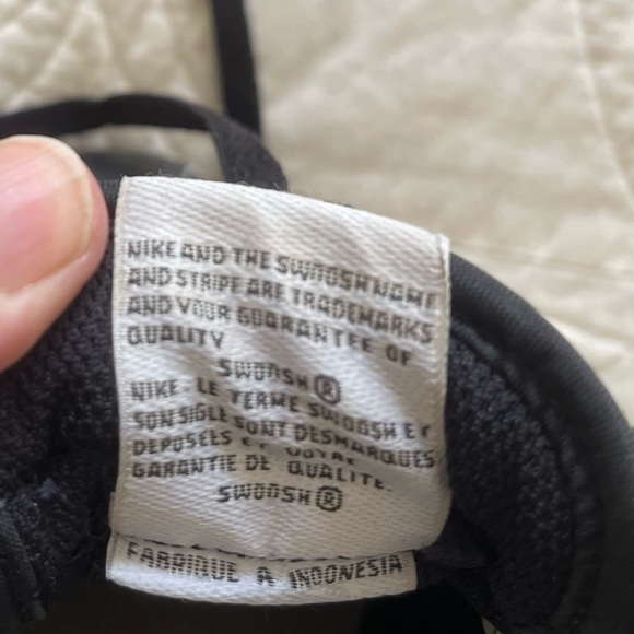 20% OFF 2+ BUNDLES! Nike “Cortez” Sneakers. Black & White. US 7.5/EUR 38.5 - Picture 7 of 10